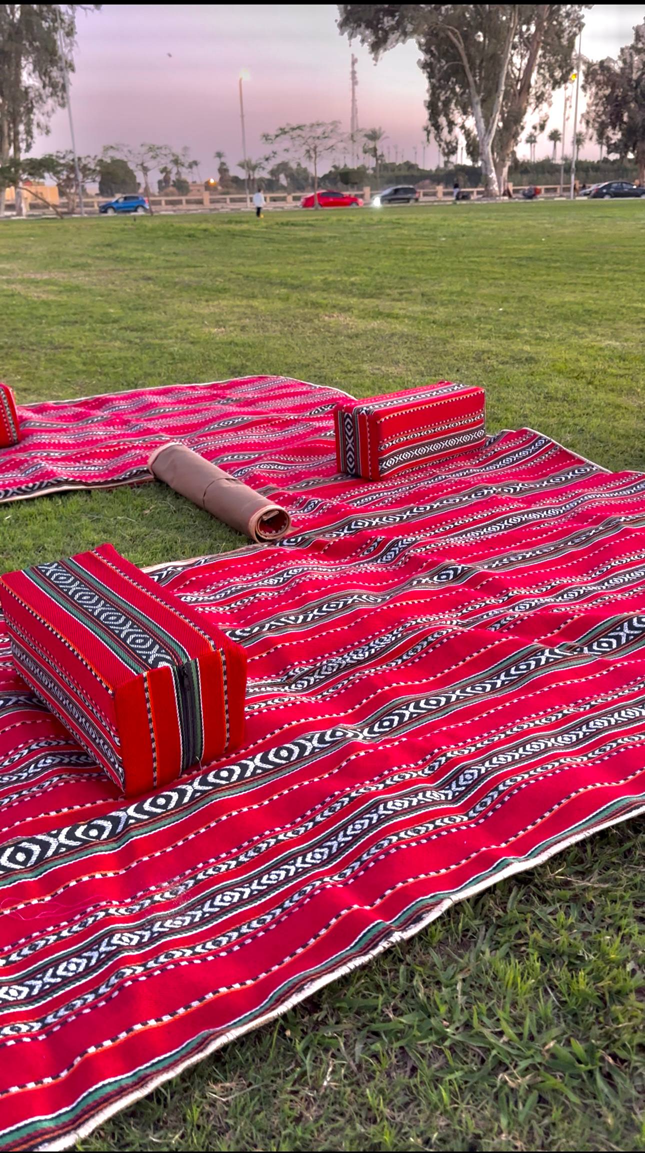 شنطه الرحلات +فرشه 2*3